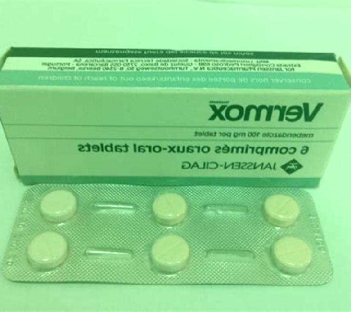 Vermox pills